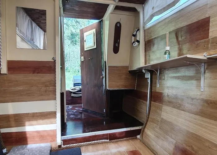 Nave nel Bosco